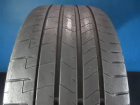 1232202 Pirelli Used P Zero Hl275 35 23 7/32 Tread 1125f