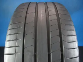 165465 Pirelli Used P Zero Run Flat 315 35 21 6- 7/32 Tread 2679f 165465 Pirelli Used P Zero Run Flat 315 35 21 6- 7/32 Tread 2679f
