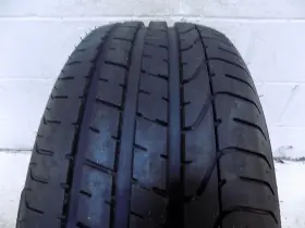 1874600 Pirelli P235/35r20 P Zero 88 Y Used 10/32nds