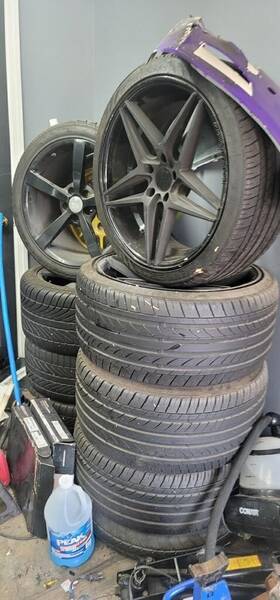 Pirelli 2563300 High-performance Tires On 20 Inch Dark Gray Wheels Almost New