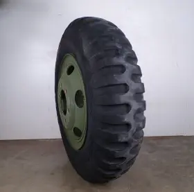 373248 Titan 9.00-20 373 Used On Wheel