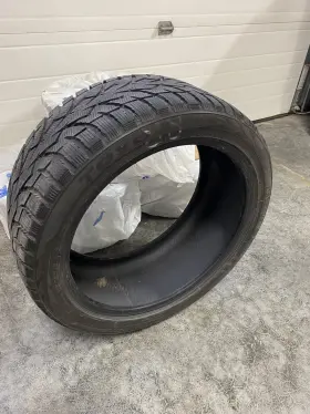 139270 Toyo Set Of 4 Winter Tires Observe G3 Ice 255/40r19 Used