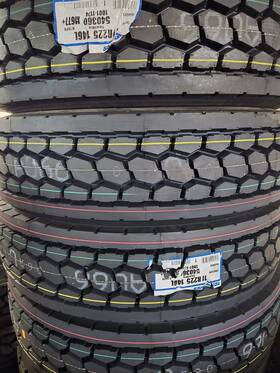 Toyo 540360 4 11r22.5 M677 16-ply H Rated 677 11 R 22.5 Commercial Drive Tires