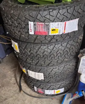 Tvpxt36 Venom Power Terra Hunter Xt 275/60r20 Tires
