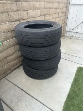110101652 Yokohama Set Of 4 2025 Tundra Geolandar X-cv 265/60r20. Used With 13k Miles