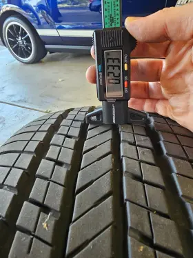 110133601 Yokohama Avid S34p 225/40r18 Tire - 7/32 Tread 110133601 Yokohama Avid S34p 225/40r18 Tire - 7/32 Tread