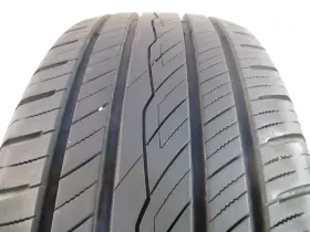 32nds Yokohama 32347 P215/55r16 Avid Ascend 97 H Used 9/32nds