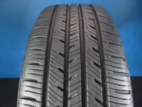 586797567 Yokohama Used Yk-ctx 235 60 18 9-10/32 High Tread 1604d