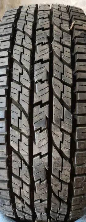 70r17 Yokohama Lt285/70r17 A/t Tires New Old Stock 1 Tire