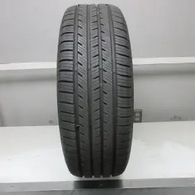 Ut-32931 Yokohama 235/65r17 Yk-ctx 104h Used Tire 11/32nd No Patches Qty 1