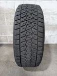 1X P255/60R18 Bridgestone Blizzak DM-V2 9/32 112 Used Tire 2556018. Price: $110.00.