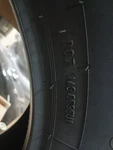 275/60 R20 Tire Continental Cross Contact Lx 11/32 Tread Depth 3208437 Used. Price: $159.00.