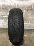1X P215/55R17 Michelin Primacy MXV4 (dt) 8/32 94 Used Tire 2155517. Price: $90.00.