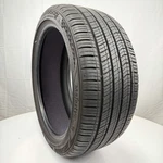 Used 235/40R18 Kumho Majesty Solus TA91 K-silent 91W 8/32 (dot 24). Price: $90.00.