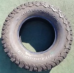 Bfgoodrich All Terrain T/a KO2 Tire LT295/70R17 121/118S 10/32NDS 65% Used. Price: $70.00.