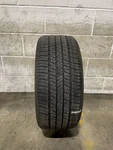 1X P225/40R18 Yokohama Avid S34 9/32 88 Used Tire 2254018. Price: $100.00.